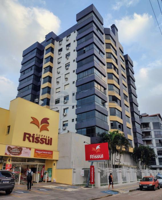 Apartamento 03 Dorm.